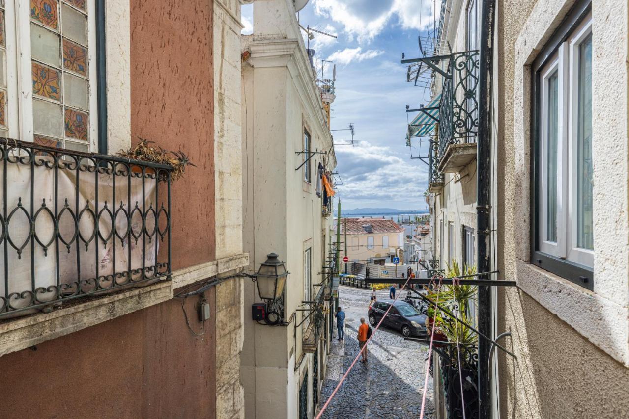 Alfama'S Heart Apartment By Lovelystay Lisboa エクステリア 写真