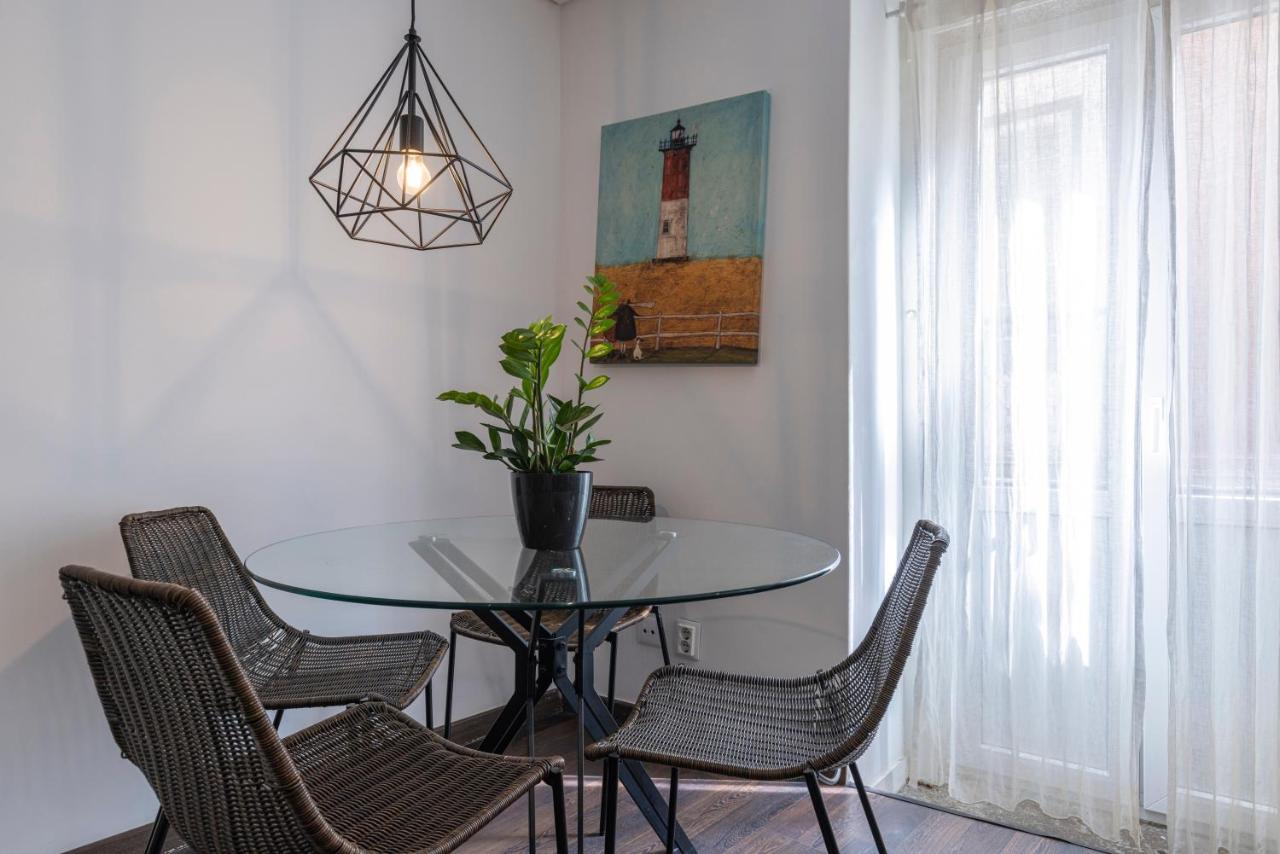 Alfama'S Heart Apartment By Lovelystay Lisboa エクステリア 写真
